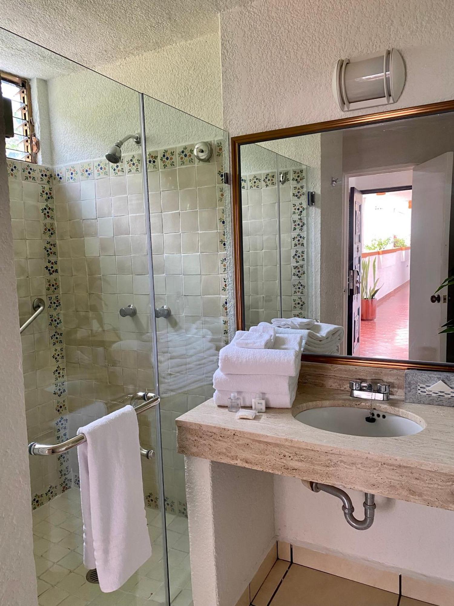 Costa Sur Resort, Classico Collection By Sonesta Puerto Vallarta Bagian luar foto